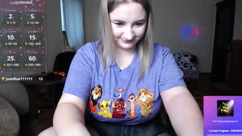 Snapshot of yourswetiegirl chatting on 11.07.25 Sofia online show from 11.07.25