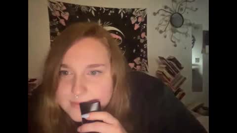yourthickgingergoddess online show from 01.24.25
