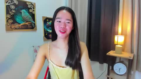 Snapshot of yourtinybunny chatting on 04.25.26 yourtinybunny online show from 04.25.26