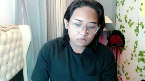 Jeen online show from 12.22.25