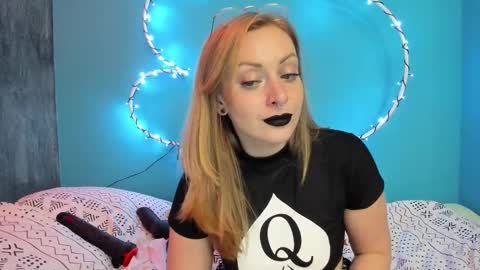 YourVenus00 -Follow my OF online show from 02.10.25