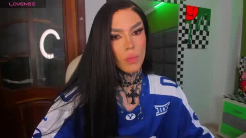 Snapshot of yourvirtualgirlfriennd chatting on 10.05.25 GI online show from 10.05.25