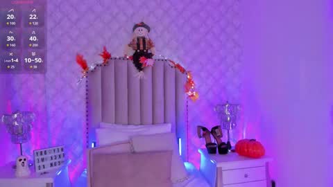 Snapshot of yourwishisme_val chatting on 10.11.25 Val online show from 10.11.25