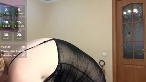 YourXQueen online show from 01.11.25