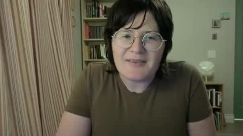 Rose Noire online show from 02.04.26