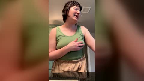 Rose Noire online show from 02.14.26