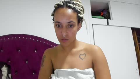 elizabeth  ju   online show from 12.30.24