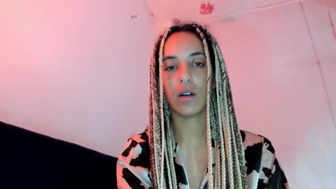 elizabeth  ju   online show from 02.03.25