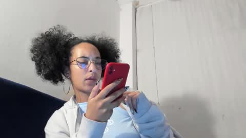 elizabeth  ju   online show from 02.08.25