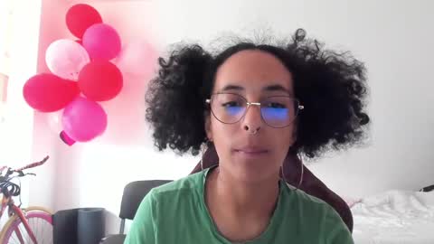 elizabeth  ju   online show from 02.09.25