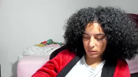 elizabeth  ju   online show from 02.18.25