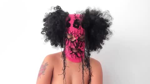 elizabeth  ju   online show from 03.08.25