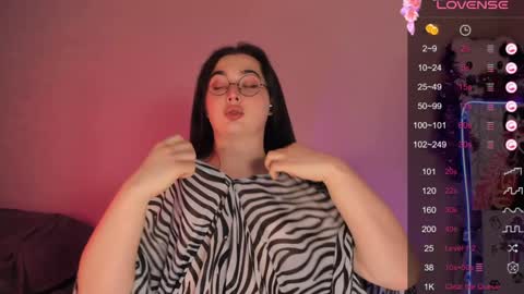 Ysabell online show from 12.11.24