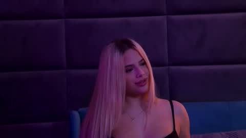 Foxie online show from 11.15.25