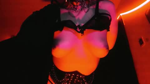 Yue Eclipsa online show from 03.23.26