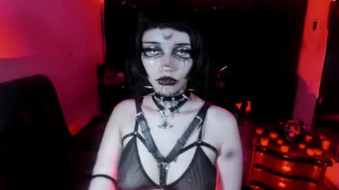 Yue Eclipsa online show from 05.23.26