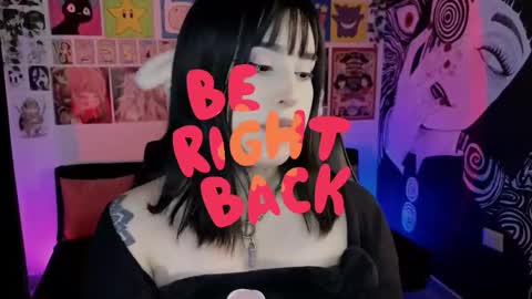    rawr   Anne Independent model      online show from 10.01.25