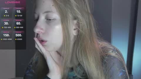 yuki_bloom online show from 10.15.25