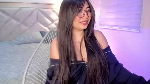 Snapshot of yuki_mitsuri chatting on 10.23.25 yuki_mitsuri online show from 10.23.25