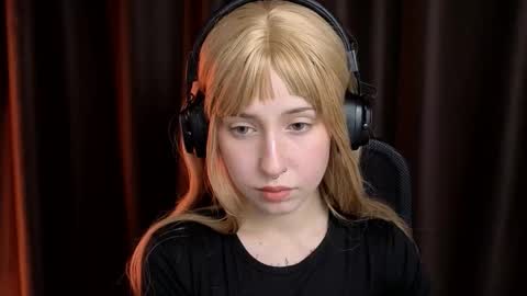 Misa online show from 12.14.25