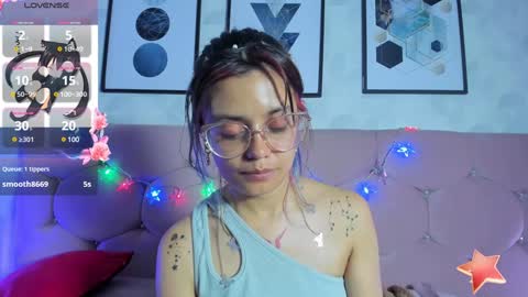 Yukki Kuran online show from 01.11.25