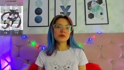 Yukki Kuran online show from 01.17.25