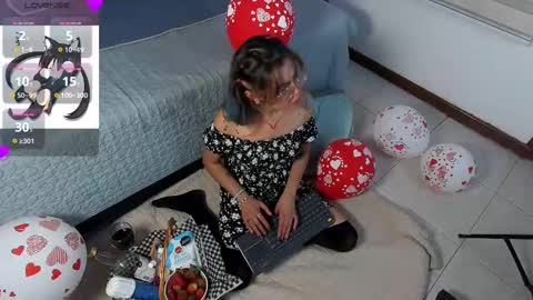 Yukki Kuran online show from 02.14.25