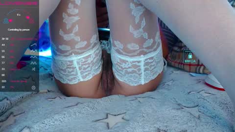 Snapshot of yuli_ya chatting on 09.21.25 Sweet Pussy online show from 09.21.25