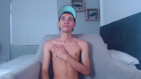 yulian_vasquez online show from 02.18.25