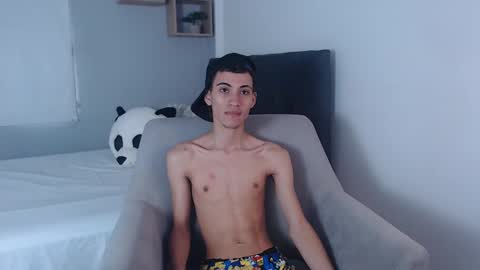yulian_vasquez online show from 02.21.25