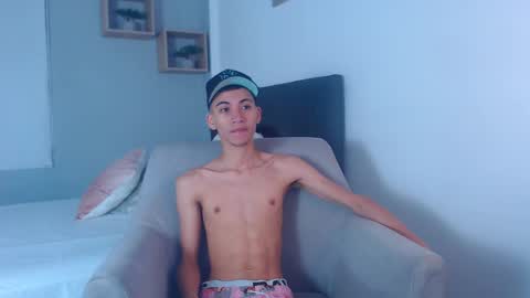 yulian_vasquez online show from 02.25.25