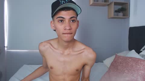 yulian_vasquez online show from 02.28.25
