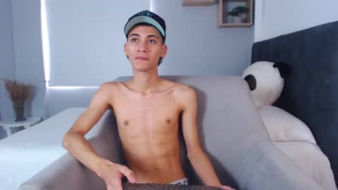yulian_vasquez online show from 03.07.25