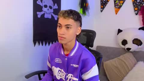 yulian_vasquez online show from 10.25.25