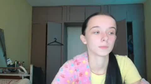 Snapshot of yuliastar chatting on 09.30.25 Yuliia online show from 09.30.25