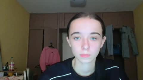 Snapshot of yuliastar chatting on 10.18.25 Yuliia online show from 10.18.25