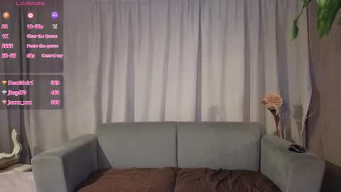 yuliethpetite online show from 02.27.26