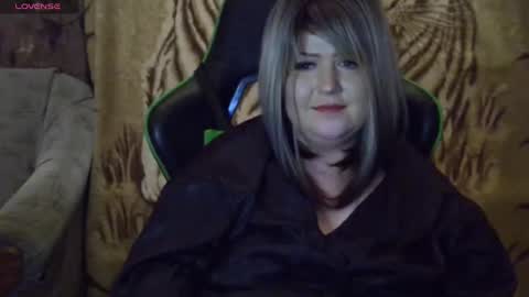 yuliiared online show from 11.30.25