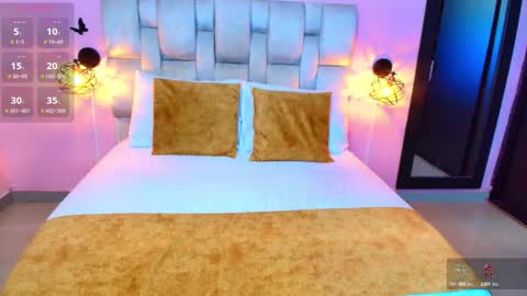 Yulina online show from 10.16.25