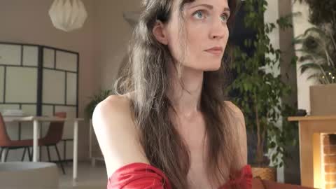 Snapshot of yulladao chatting on 09.19.25 yulla dao online show from 09.19.25