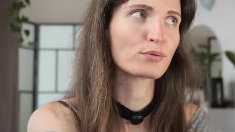 Snapshot of yulladao chatting on 10.20.25 yulla dao online show from 10.20.25