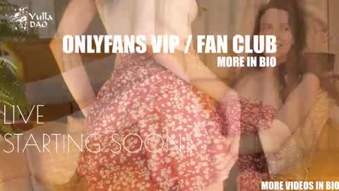 Snapshot of yulladao chatting on 10.28.25 yulla dao online show from 10.28.25