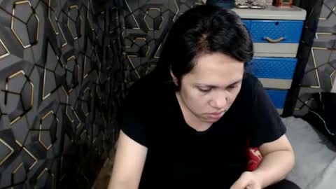 yumi online show from 10.13.25