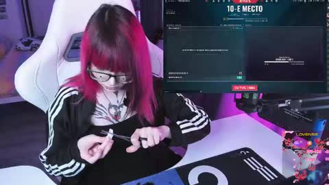 Yumi 3 online show from 04.16.26