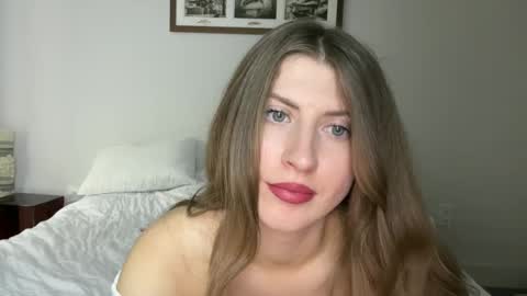 yumiandwolf online show from 03.06.25