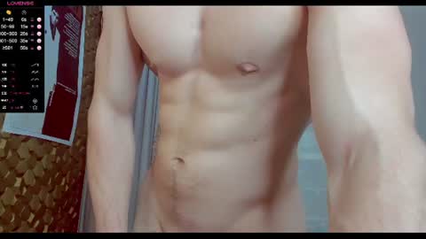 Snapshot of yummmy_dick_ chatting on 06.10.26 STUD online show from 06.10.26
