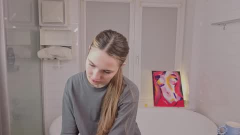 Snapshot of yummyemiily chatting on 02.15.26 Emily online show from 02.15.26