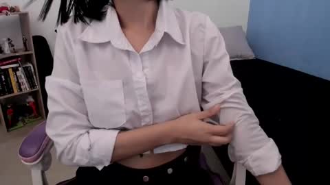 Yuna online show from 12.27.24