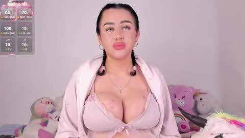 yunahott_ online show from 02.20.26