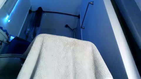 yung3587 online show from 12.12.24